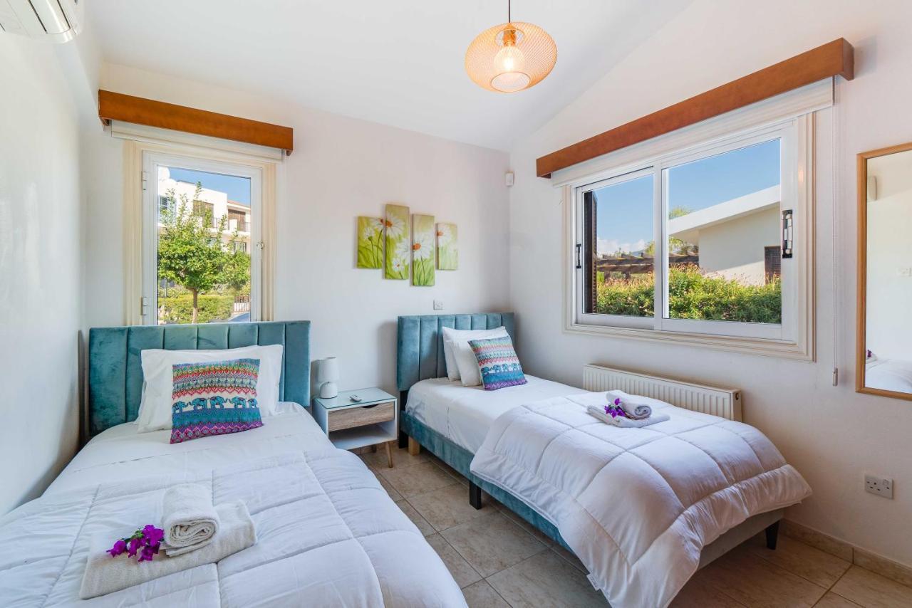 Villa Savoya Sunrise By Ezoria Villas Coral Bay Exteriér fotografie